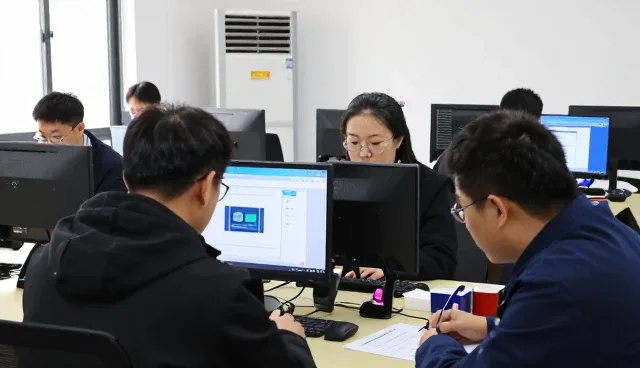 选择深圳市大智无疆科技有限公司行业定制的几个理由
